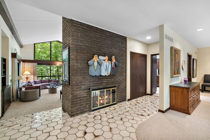 2 Sided Fireplace
