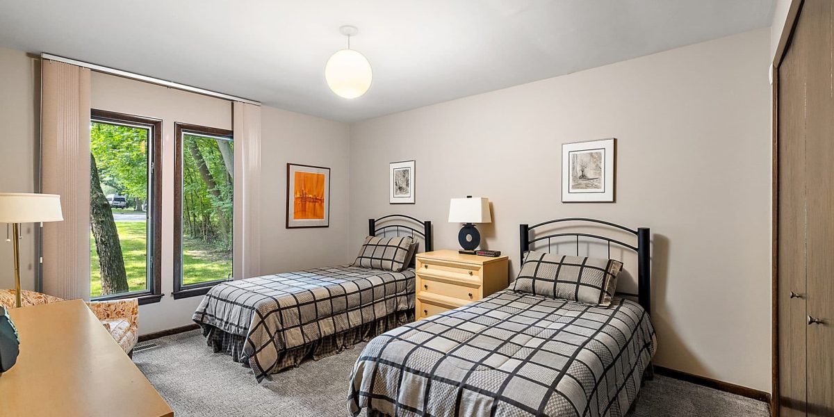 2nd Bedroom